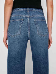 Val 90s Mid Rise Straight Short Jeans