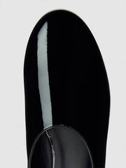Tia Flat