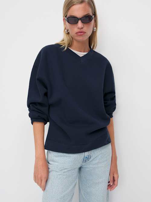 Bowie V Neck Sweatshirt