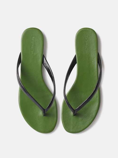 Amelia Flat Thong
